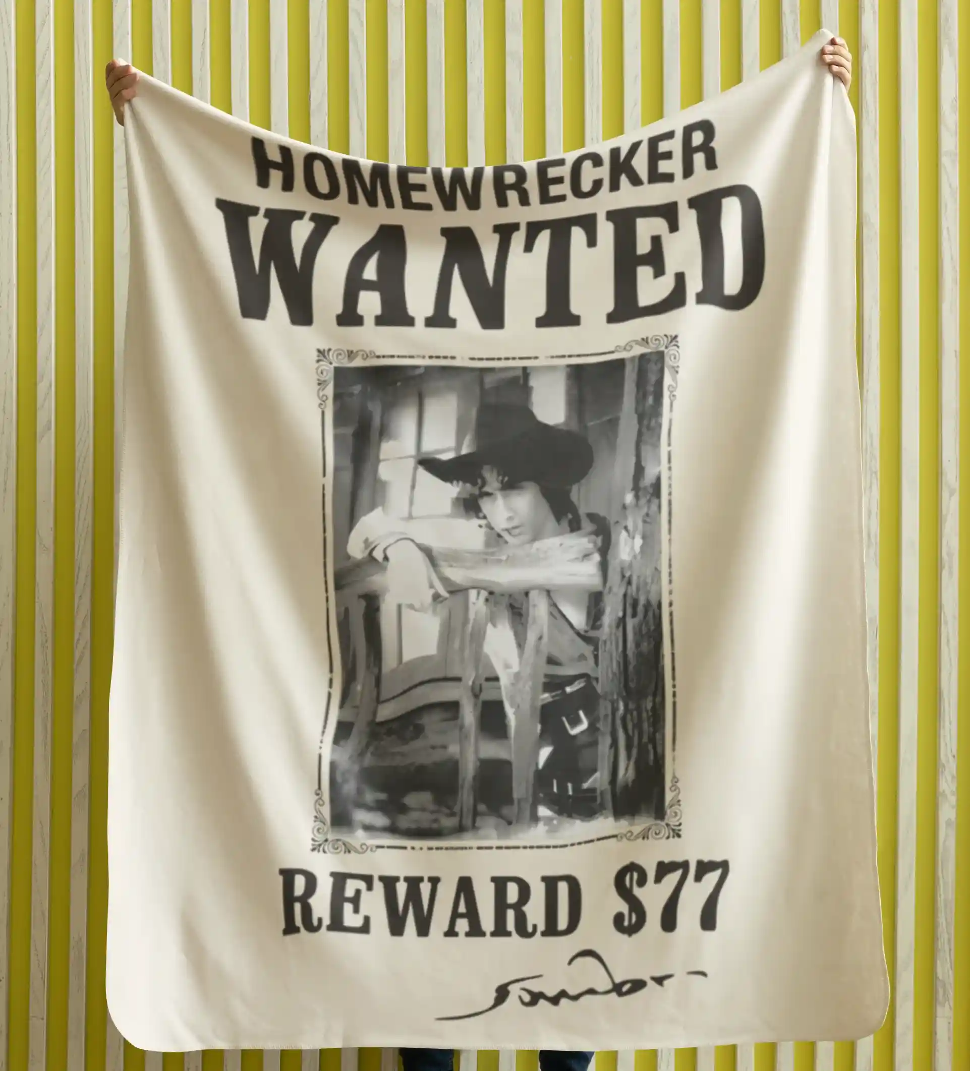 Homewrecker Wanted Blanket